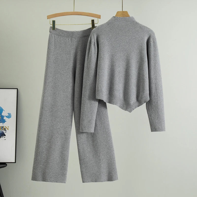 Airport Attire Women's Matching Two-Piece
